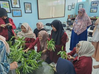 Atasi Permasalahan Budidaya Ikan, Prodi Akuakultur UMMI Perkenalkan Budikdamber dan Pemanfaatan Sampah Organik untuk Budidaya Maggot