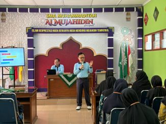 FKM Unimus Adakan Pelatihan Kepenulisan Bagi Guru SMA