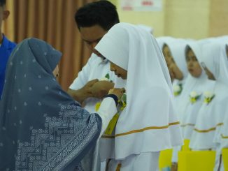 Pasca Pengucapan Sumpah, 184 Mahasiswa Fikes Unmuh Jember Siap Emban Tanggung Jawab