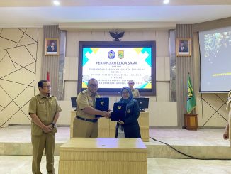 Luncurkan Beasiswa Bupati Sukabumi, UMMI Buktikan Peran Aktif Untuk Membangun Desa