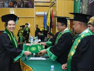 Delia Yowanda Tanzil: Kisah Wisudawati Non-Muslim dari Unmuha