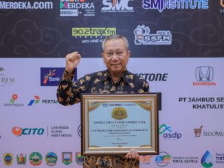 Terapkan Nilai Moderasi Beragama, UMS Raih Penghargaan Satria Education Award 2024