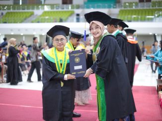 Dimar Pitra, Lulusan Termuda Kedokteran UMS Tamat di Usia 19 Tahun