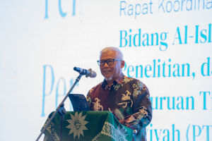 Muhammad Musiyam - Rektor Universitas Muhammadiyah Kalimantan Timur