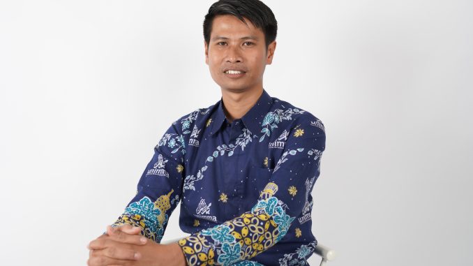 Dosen UNIMMA Raih Gelar Doktor dengan Inovasi Sistem Digital Penilaian HOTS untuk Siswa SD Dosen UNIMMA Raih Gelar Doktor dengan Inovasi Sistem Digital Penilaian HOTS untuk Siswa SD