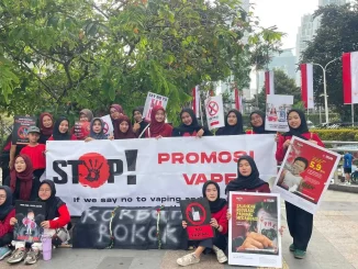 Mahasiswa FKM UMJ Dukung Kesehatan Masyarakat Lewat Aksi Tolak Vape Fair 2025