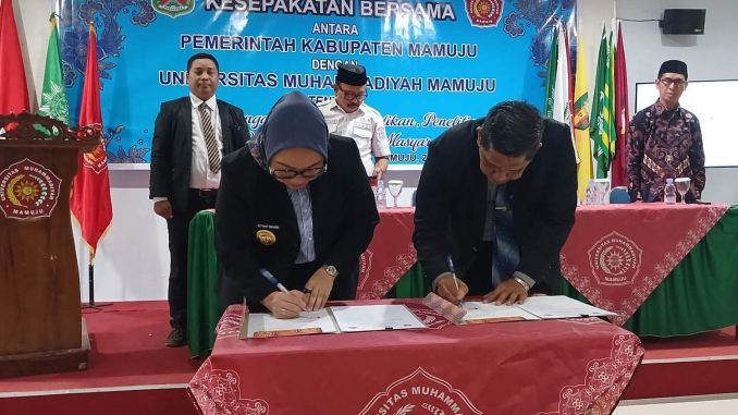 Unimaju Gandeng Pemda Mamuju, Bupati Sutinah Jadi Penguji Eksternal Tesis Pascasarjana