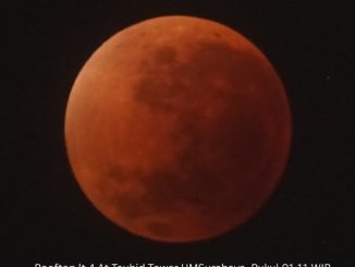 Fenomena Gerhana Bulan Total di UM Surabaya Satu langit, Satu Indonesia