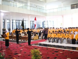 Masta UMKU 2025: Rektor Tekankan Mahasiswa Baru Jadi Generasi Trengginas