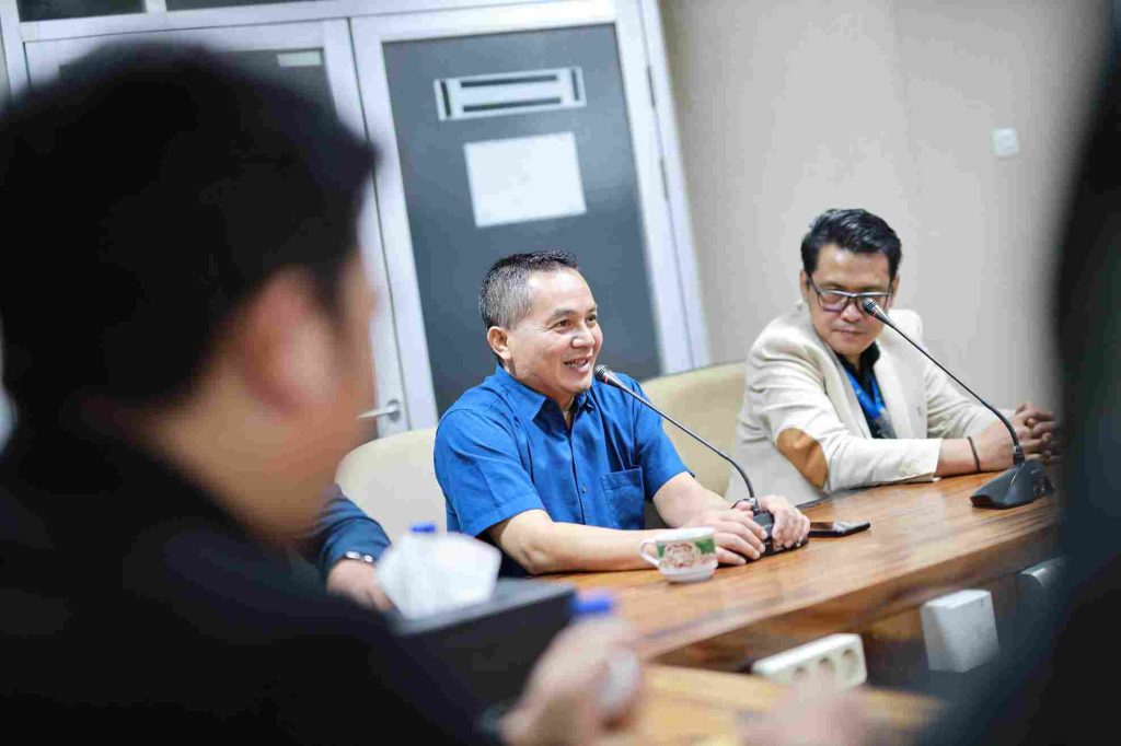 Kepala DRKUI UMS, Nurgiyatna