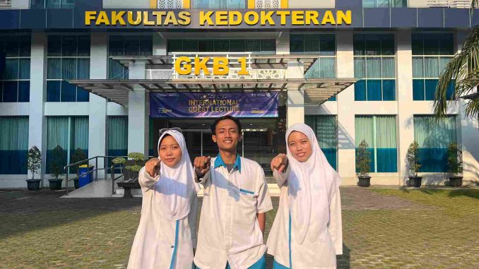 Mahasiswa Umsida Olah Limbah Cangkang Kupang Jadi Obat Luka Diabetes