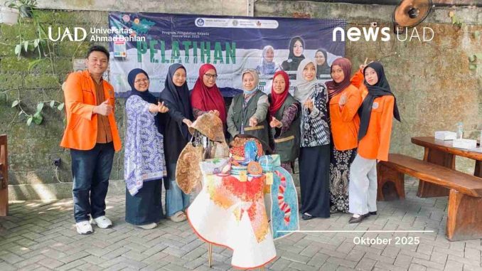 Peduli Digital Branding, KKN UAD Dampingi Optimalisasi Digital Marketing Maple Sew Craft