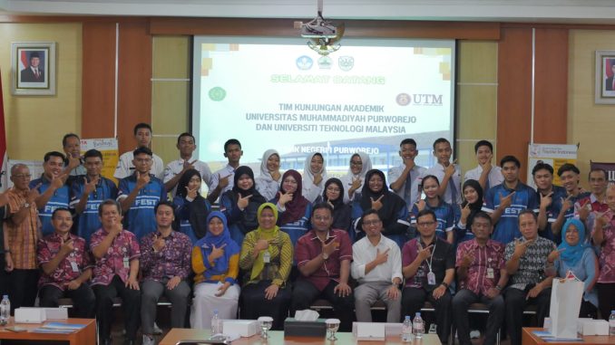 UMPWR Jadi Jembatan Kerja Sama Internasional UTM Malaysia dan SMK Negeri 1 Purworejo