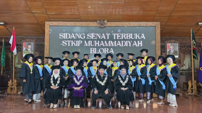 STKIP Muhammadiyah Blora Gelar Wisuda ke-IV Tahun 2025 Cetak Pendidik Unggul dan Profesional