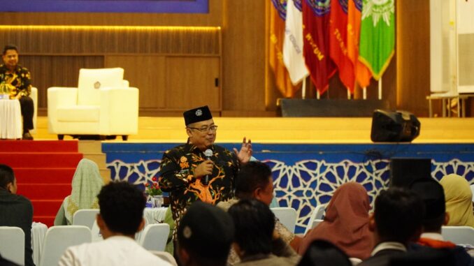 Kuliah Tamu di Unismuh Makassar, LPCR PP Muhammadiyah Tegaskan Masjid sebagai Solusi Krisis Moral Kampus