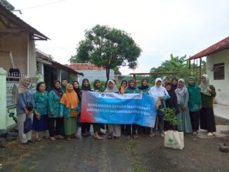 Dosen TMU Edukasi Warga Procot Manfaatkan Labu Kuning dan Olah Limbah Jadi Produk Zero Waste