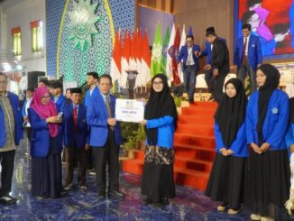 Unismuh Makassar Salurkan Beasiswa BUMM Sebesar 3,8 Miliar Kepada Mahasiswa Berprestasi