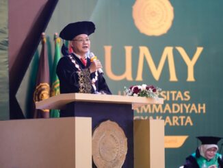 Rektor UMY Masuk 0,5 Persen Akademisi Terbaik Dunia