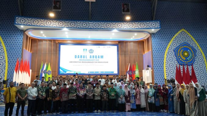 Darul Arqam Unismuh Makassar: Menautkan Iman, Disiplin, dan Profesionalisme Kader Kampus Muhammadiyah