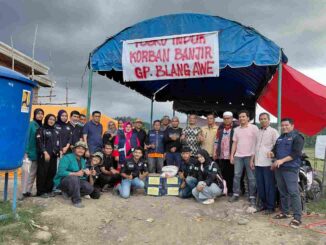 FE Unmuha Salurkan Bantuan Kemanusiaan untuk Warga Terdampak Banjir di Pidie Jaya