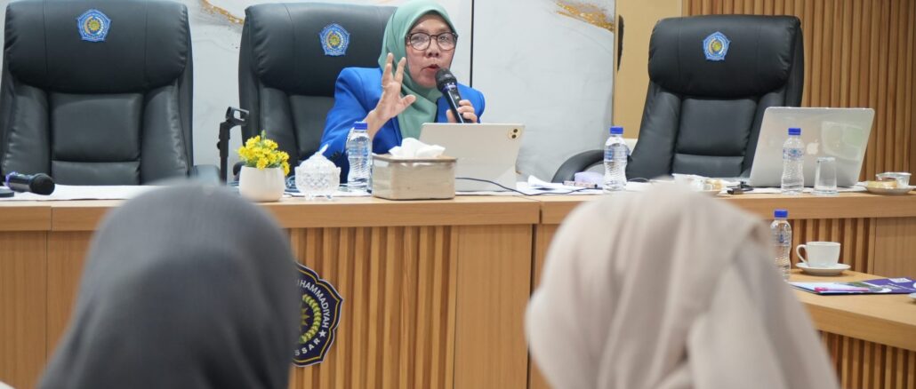 Pelatihan Talent PMB Unismuh, WR II Soroti Etika Media Sosial dan Integritas Mahasiswa
