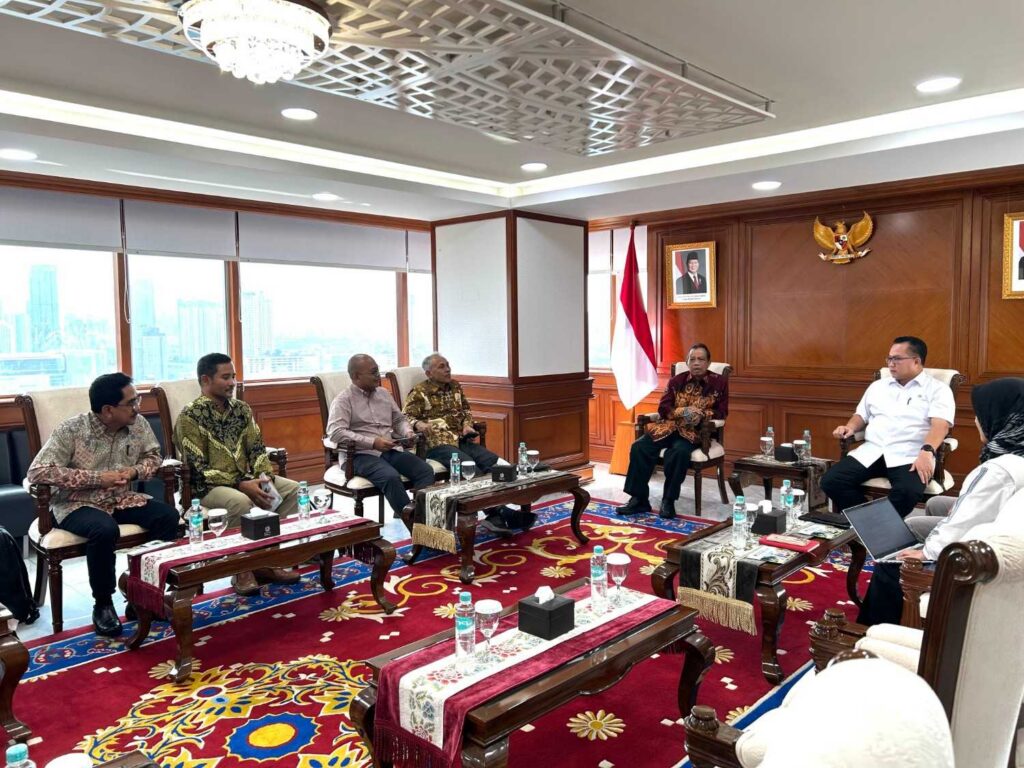 Tim Divisi Riset Majelis Diktilitbang PP Muhammadiyah dengan Kepala Badan Riset dan Inovasi Nasional