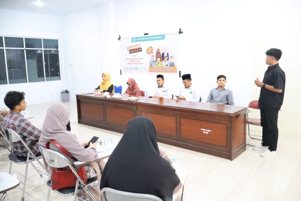 UIAD Sinjai Gelar Talk Show