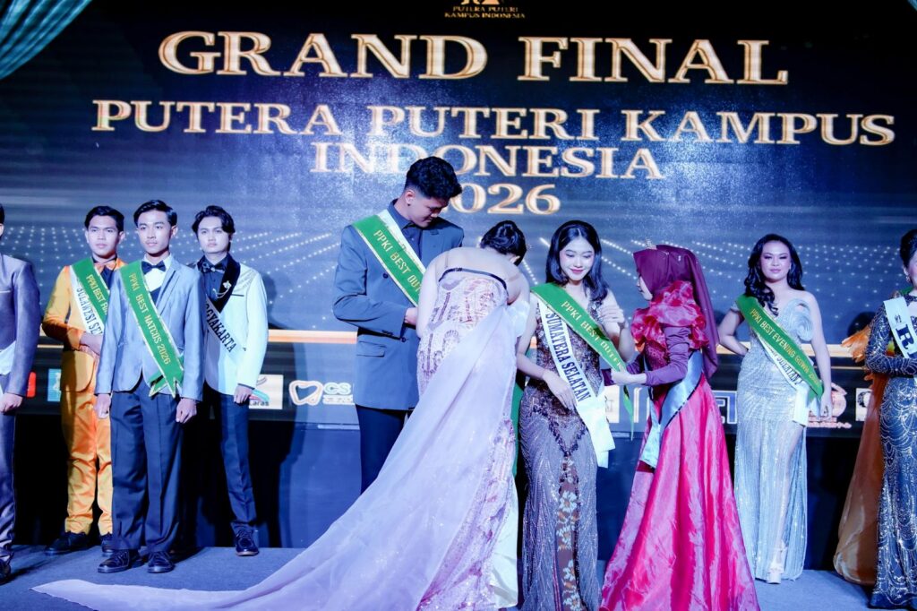Mahasiswi Katolik UMMAD Raih Best Outfit di Putra Putri Kampus Indonesia 2026