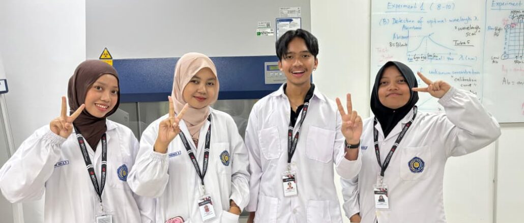 Empat Mahasiswa Farmasi UMP Ikuti Student Mobility Program di Malaysia