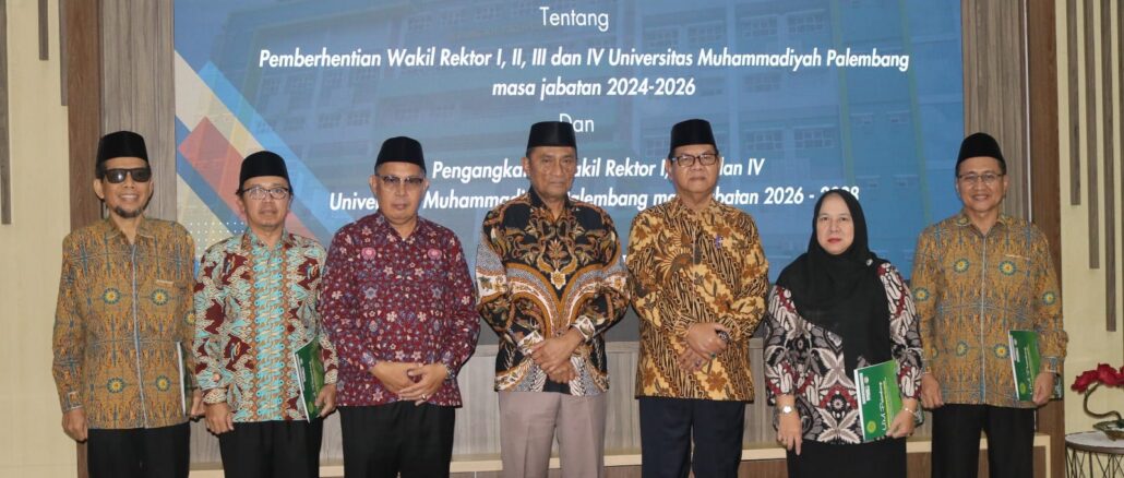 Universitas Muhammadiyah Palembang Serahkan SK Empat Wakil Rektor Baru Periode 2026–2028