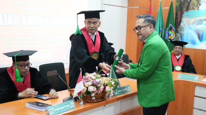 Wakil Dekan FH Unismuh Makassar Raih Doktor, Tawarkan Konsep Pemulihan Korban Korupsi