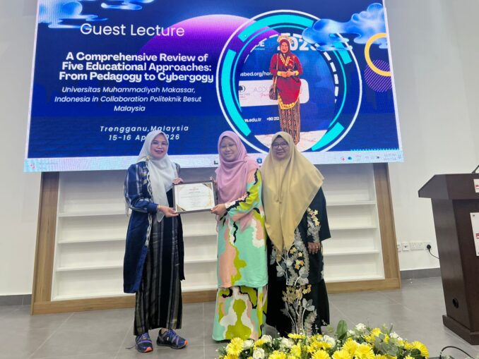 Guru Besar Unismuh Makassar Jadi Pembicara di Malaysia, Bahas Inovasi Pendidikan Abad 21