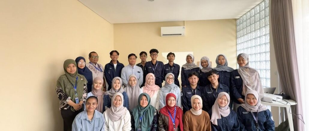 Mahasiswa ITESA Semarang Dalami Bisnis Data-Driven Lewat Kunjungan Alumni