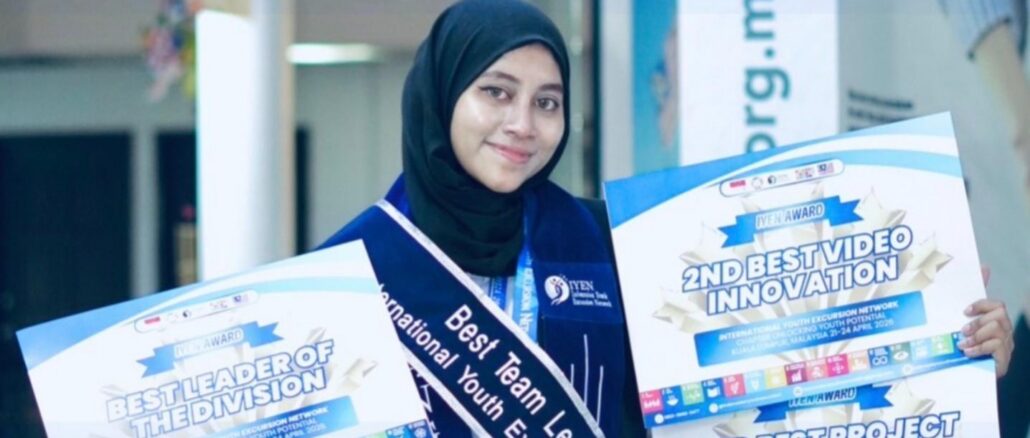 Mahasiswi UMPWR Raih Tiga Penghargaan di Ajang Internasional Kuala Lumpur