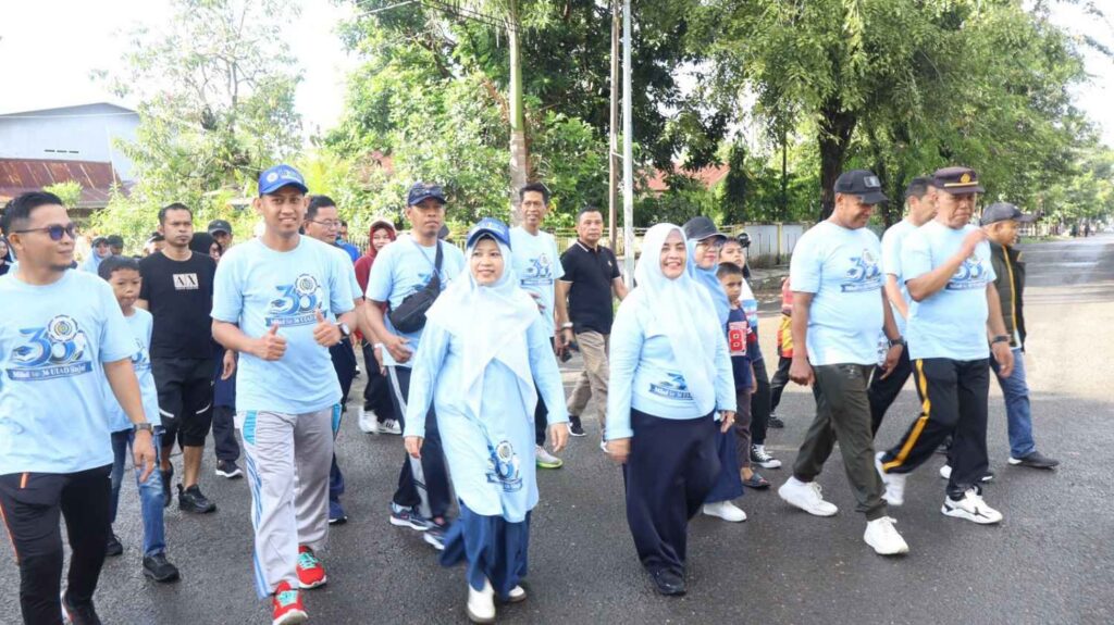 Milad ke-36 UIAD Sinjai, Ribuan Peserta Semarakkan Jalan Santai dan Silaturahmi Akbar
