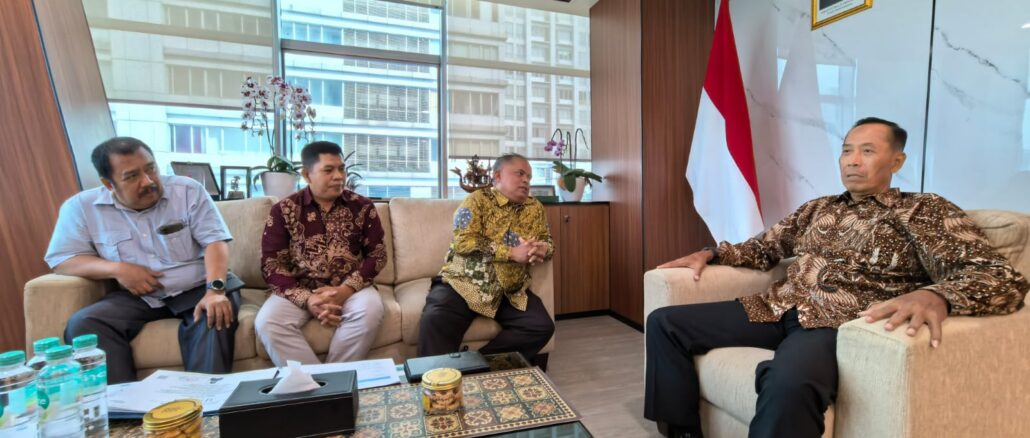 Rektor UMT dan Wamen Diktisaintek Bahas Reformasi dan Penguatan PTMA