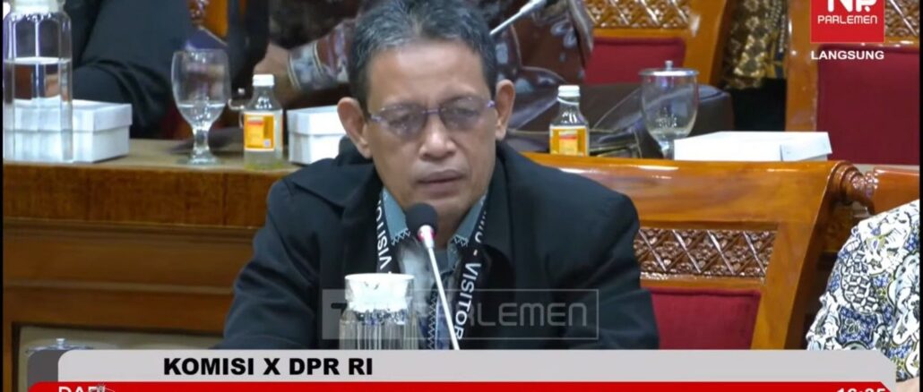 Rektor Unismuh Makassar Soroti Ketimpangan KIP Kuliah di Komisi X DPR RI