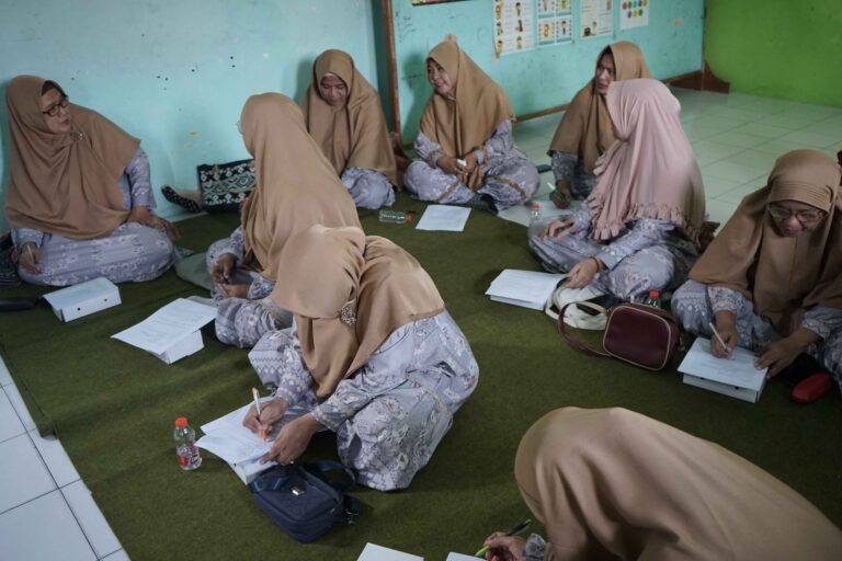 Umsida Dampingi PRA Boro Kembangkan Daycare Lansia, Hadirkan Layanan Sosial Berbasis Komunitas