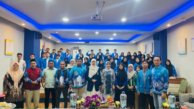 Bekali Calon Lulusan, Unismuh Makassar Gelar Workshop Penulisan Tugas Akhir dan Artikel Ilmiah