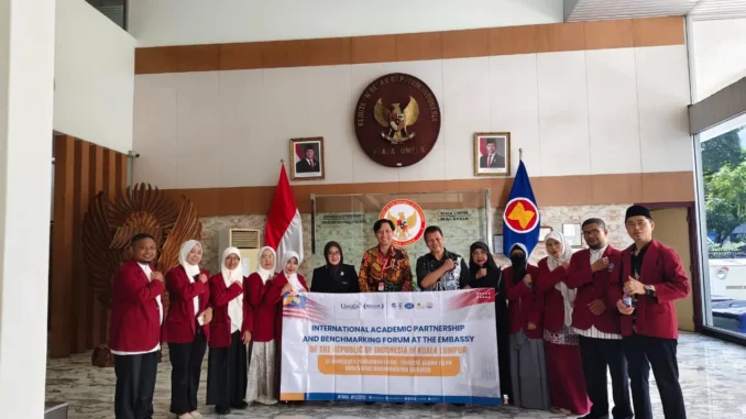 Mahasiswa S2 MPI Umsida Dalami Layanan Pendidikan Anak PMI di KBRI Kuala Lumpur