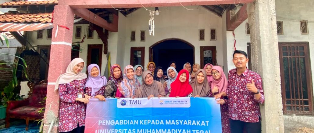 Kolaborasi Farmasi dan Informatika TMU Dorong UMKM Herbal Desa Kesuben