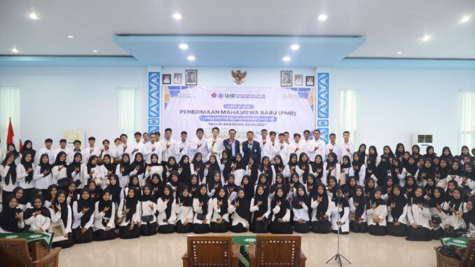 UIAD Sinjai Perluas Akses Pendidikan, Ratusan Calon Mahasiswa Ikuti Sosialisasi Beasiswa
