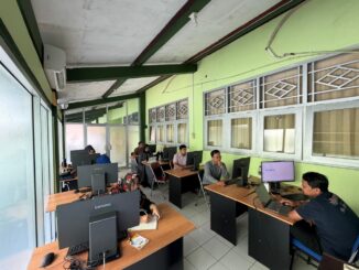 UMKLA Siapkan Dosen Hadapi Era Digital, Latih SIMRS Khanza