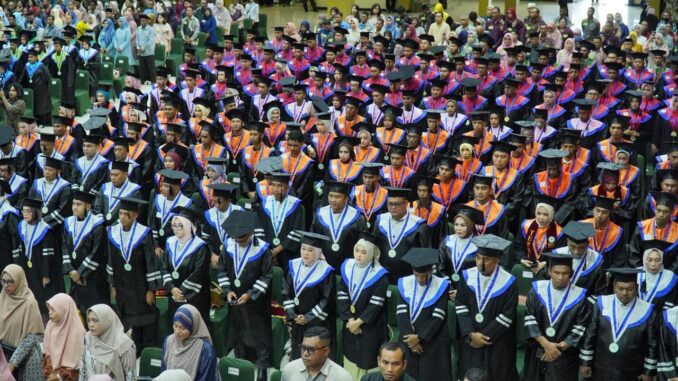 UMMU Wisuda 372 Lulusan, Terima Hibah Aset Strategis untuk Percepatan Fakultas Kedokteran Gigi