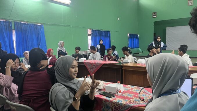 Forda UNIMMA Gelar Kelas Bahasa Isyarat, Dorong Budaya Inklusi di Kelurahan Kramat Selatan