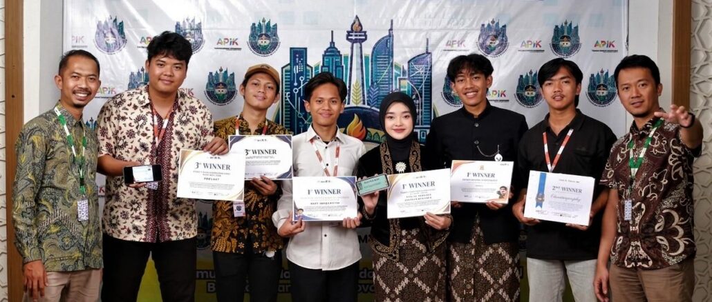 Mahasiswa Ilmu Komunikasi UM Bandung Borong Prestasi Nasional di SILAT APIK PTMA 2026