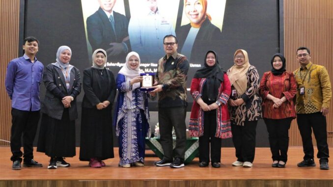 Mahasiswa UM Bandung Didorong Jadi Pengawas Kritis Layanan Publik