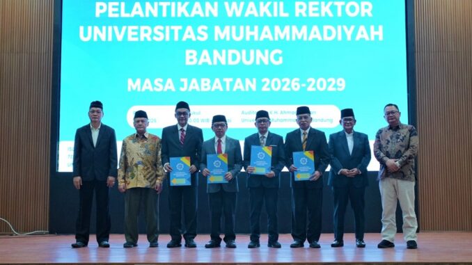 UM Bandung Lantik Tiga Wakil Rektor, Perkuat Transformasi Menuju Perguruan Tinggi Unggul