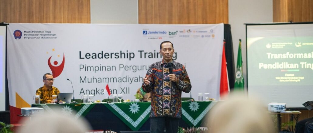 Wamendiktisaintek Fauzan Sampaikan Transformasi PTMA Dimulai dari Mindset dan Kepastian bagi Mahasiswa