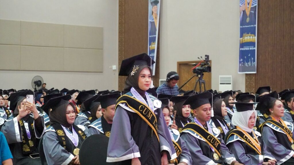 Wisuda Ke-9 UMMA Tegaskan Sinergi Lintas Sektor dan Kesiapan Lulusan Hadapi Era AI.